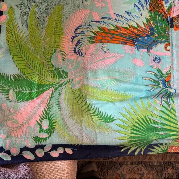 Hermès cashmere, equestrian/jungle themed scarf. Indescribably beautiful piece - Picture 6 of 16